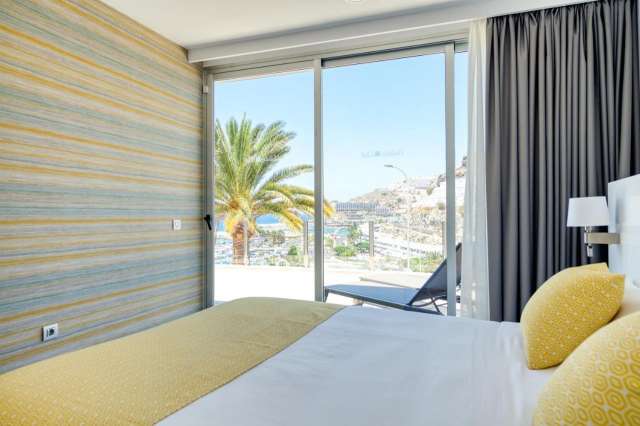 ULTRA LAST MINUTE INSULELE CANARE 4**** HOLIDAY CLUB ZBOR DIRECT DIN OTOPENI CU TAXE INCLUSE