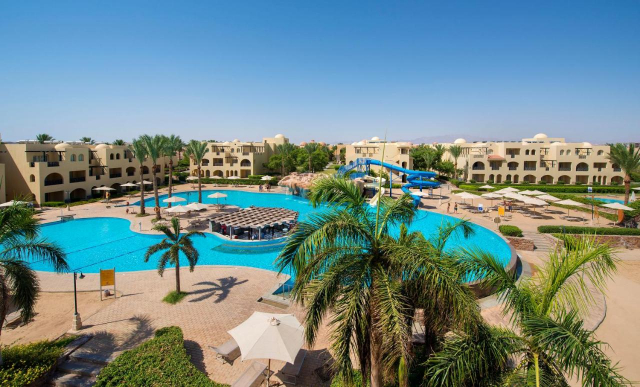 HURGHADA HOTEL  Stella Makadi Gardens Resorts 5*  AI AVION SI TAXE INCLUSE TARIF 606 EURO