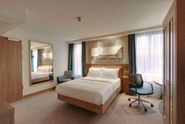 🚘City Break Stuttgart cu bilet de intrare la Marcedes Benz Museum-plecare din Bucuresti(CC)🚘