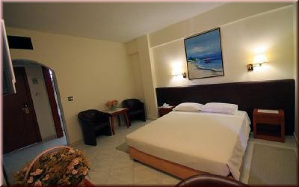 CRETA HOTEL   LIBERTY HOTEL 3* MIC DEJUN AVION SI TAXE INCLUSE TARIF 441  EUR