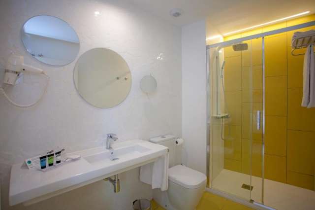 LAST MINUTE CITY-BREAK ÎN VALENCIA CU PLECARE DIN CLUJ (IP)