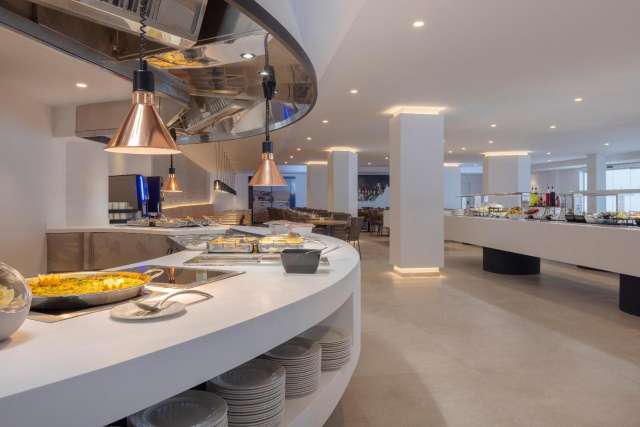 ULTRA LAST MINUTE PALMA DE MALLORCA WHALA ISABELLA 4**** DEMIPENSIUNE ZBOR CHARTER CU TAXE INCLUSE
