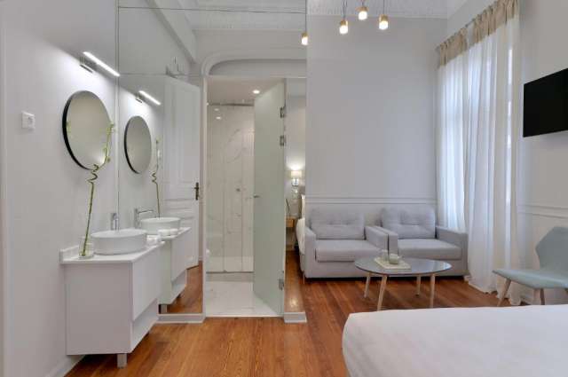 Petrece 1 IUNIE la ATENA, de la 295 euro/pers, zbor din Bucuresti