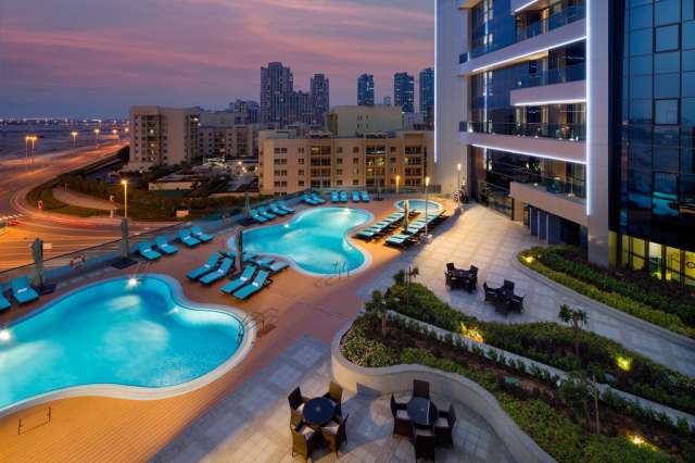 SUPER OFERTA DUBAI HOTEL MILLENNIUM PLACE BARSHA HEIGHTS 4*, AVION DIN BUCURESTI, 7 NOPTI CAZARE CU MIC-DEJUN