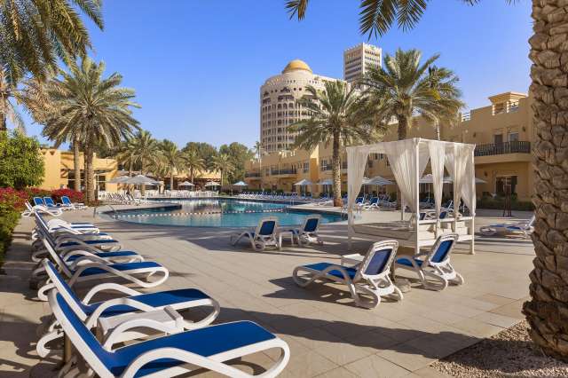 08.11 RAS AL KHAIMAH , Hotel AL HAMRA VILLAGE 4*, avion , 7 nopti, pret/ persoana =765Eur