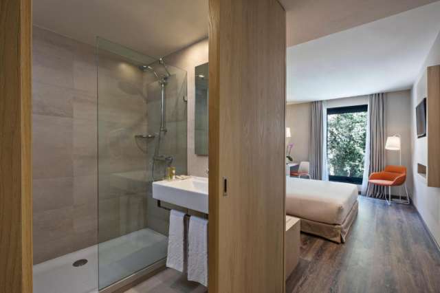 City break de weekend la Lisabona de la 290 euro/pers zbor low cost din Bucuresti 