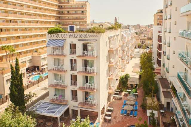 Sejur la plaja in Costa Brava la doar 789 euro,avion din Bucuresti!!!Hotel DWO Les Palmeres 4*demipensiune