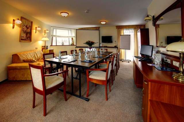 OFERTĂ CITY BREAK CRACOVIA, sejur 5 nopti cu plecare din Bucuresti (AM)