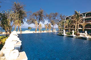  Phuket Graceland Resort & Spa