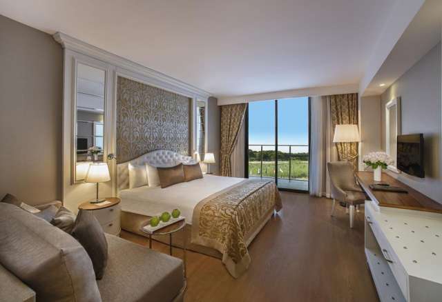 ANTALYA HOTEL  VENEZIA PALACE DELUXE RESORT HOTEL 5*UAI AVION SI TAXE INCLUSE TARIF 1140 EUR