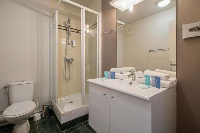 Oferta City Break 1 mai in PARIS, cu plecare din IASI (AM)