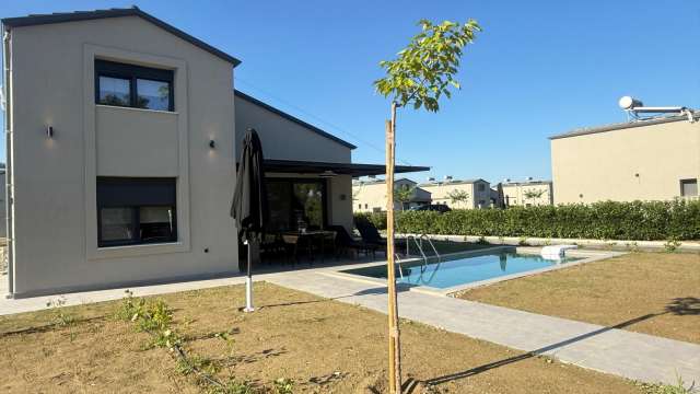 VILA PRIVATA PARALIA KATERINI -Olympus Seaside Luxury Pool Villas 7 NOPTI CAZARE PISCINA PRIVATA TARIF 750 EUR