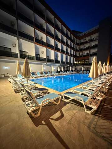 ANTALYA HOTEL    Side Golden Rock Hotel&amp;Spa (+16 Adult) 5*  UAI AVION SI TAXE INCLUSE TARIF 587 EUR