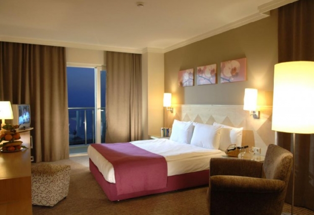 Ultra Last Minute Paste in Antalya, SEALIFE BUKET BEACH HOTEL 5*, all inclusive, zbor direct si taxe incluse, 599 euro/persoana