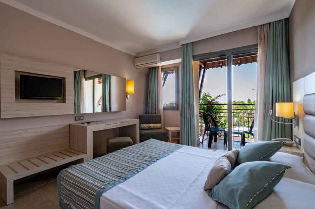 ANTALYA HOTEL  PALMERAS BEACH HOTEL5*AI AVION SI TAXE INCLUSE TARIF 397 EUR