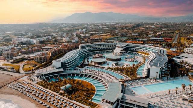 Sejur la plaja in Creta la doar 1659 euro,avion din Bucuresti!!!LYTTOS MARE 5* all inclusive