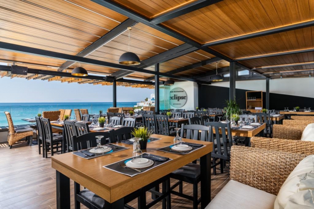 Super oferta MYKONOS de la doar 460 euro/pers. Zbor low cost din Budapesta!