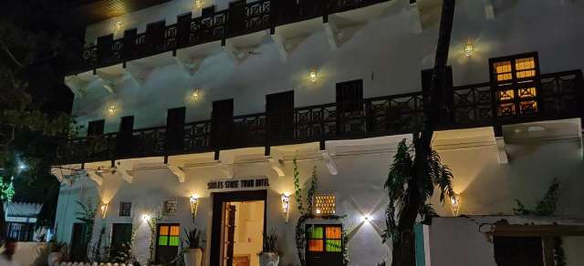  LAST MINUTE ZANZIBAR   Smiles Stone Town 3*   MIC DEJUN AVION SI TAXE INCLUSE TARIF 830 EURO