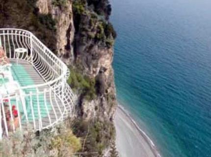 City Break Amalfi oferta 3 nopti mic dejun 275 euro! 