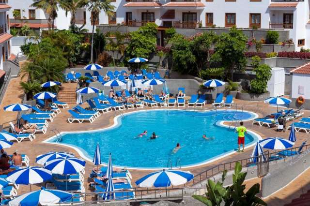 TENERIFE - 7 nopti cazare cu mic dejun + bilet avion Bucuresti + taxe aeroport + transfer = 689 euro/pers	