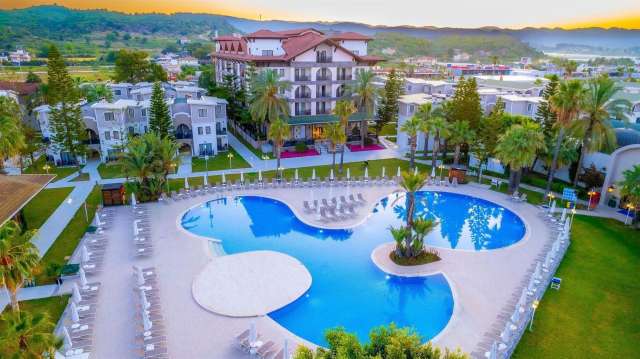 LAST MINUTE TURCIA   Selectum Colours Side 5* UAI AVION SI TAXE INCLUSE TARIF  1230 EURO