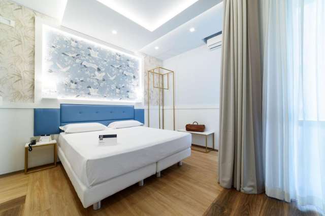 LAST MINUTE AMALFI COAST PALACE HOTEL 3*** MIC DEJUN ZBOR DIN OTOPENI CU TAXE INCLUSE