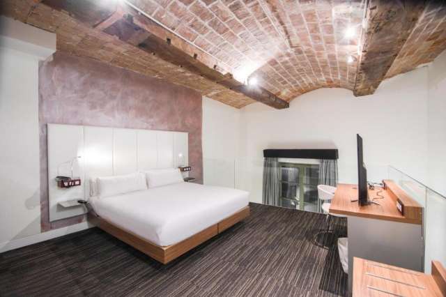 SUPEROFERTA CITY BREAK BARCELONA, PLECARE DIN CLUJ (lm)