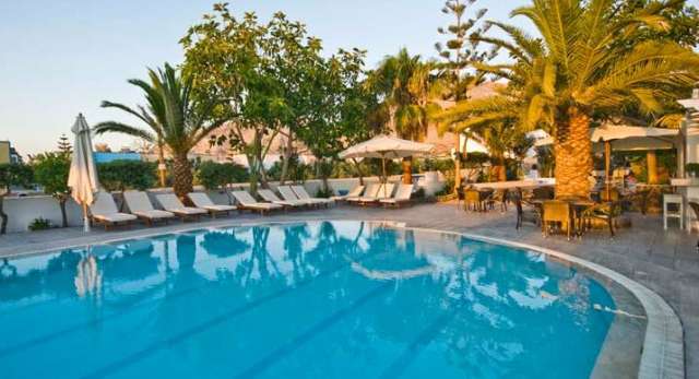Vacanta de Rusalii in Santorini, Makarios Hotel 3*, mic dejun , zbor direct si taxe insluse, 729 euro/persoana