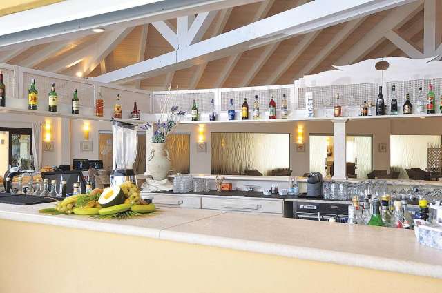 ULTRA LAST MINUTE SARDINIA 4**** ALL INCLUSIVE   FUTURA BAIA ZBOR DIN OTOPENI CU TAXE INCLUSE