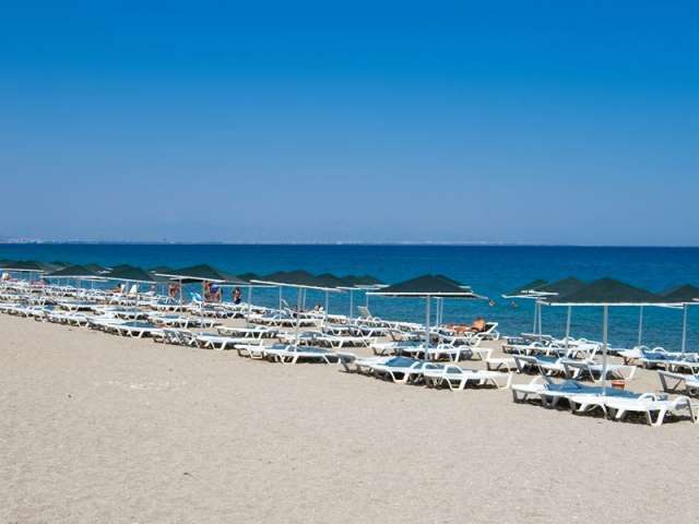 LAST MINUTE PROMO LARISSA INN 4* ALL-INCLUSIVE AVION SI TAXE INCLUSE DOAR- 394 EURO