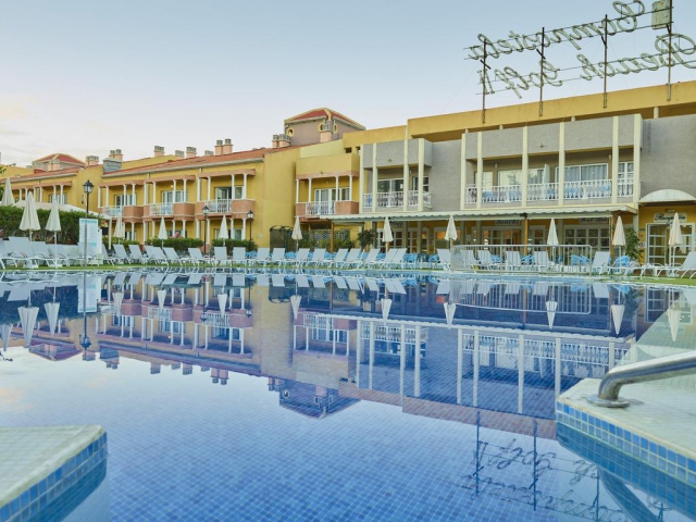 TENERIFE ADULTS ONLY 4**** CORAL SPA  DEMIPENSIUNE  ZBOR DIRECT DIN OTOPENI CU TAXE INCLUSE