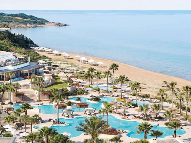  Grecotel La Riviera Luxury Beach Resort