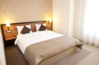 ULTIMELE LOCURI, HOTEL EUROPA ROYALE 4*, LA TARIFUL DE 450 EURO/PERSOANA, MIC DEJUN, LOC IN SINGLE!!