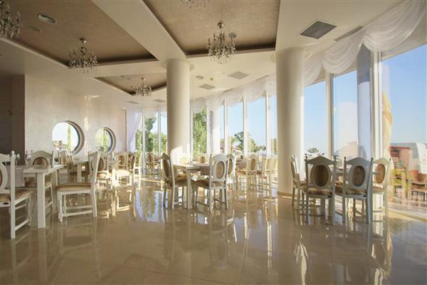 Sejur cu All inclusive in Mamaia la hotel Scandinavia 4* 