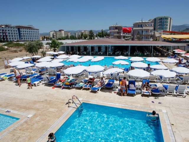 LAST MINUTE CLUB WASA HOLIDAY VILLAGE 4* ALL-INCLUSIVE DOAR 371 EURO!