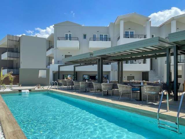  Vacanta de vara la plaja in Creta la doar 719 euro,avion din Bucuresti!!!MARE BLUE &amp; SUITES (ADULTS ONLY 16 +)