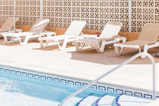 ULTRA LAST MINUTE PALMA DE MALLORCA GOLF BEACH  ZBOR DIRECT DIN OTOPENI CU TAXE INCLUSE