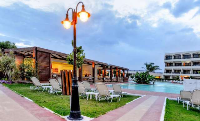 Vacanta de vara la plaja in Rhodos la doar 1042 euro,avion din Bucuresti!!!SOL BY MELIA COSMOPOLITAN RHODES 4*