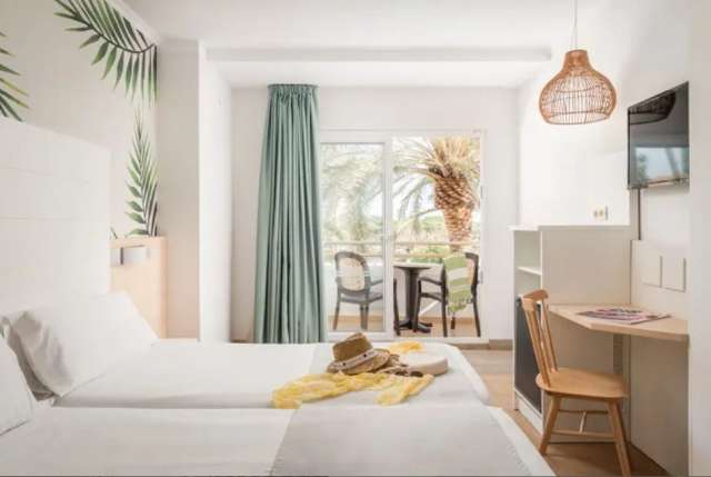 Sejur la plaja in Costa Brava la doar 769 euro,avion din Bucuresti!!! ALEGRIA FLORIDA  4*