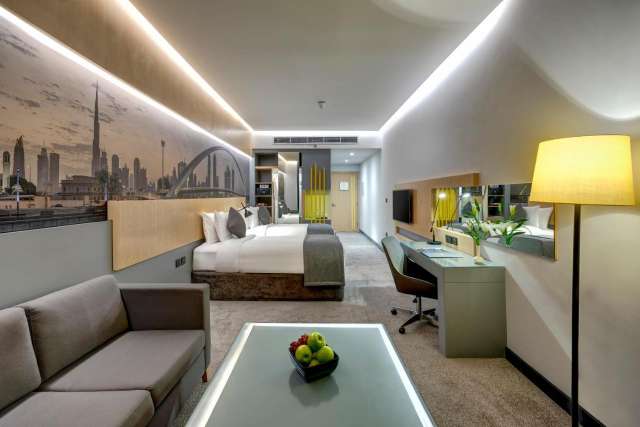 DUBAI 848  EURO / PERS PLECARE 03.10 DIN IASI -  URBAN AL KHOORY HOTEL, MIC DEJUN 