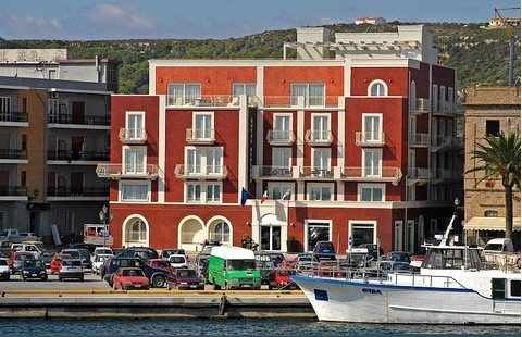 ULTRA LAST MINUTE SARDINIA 4**** RIVIERA  HOTEL ZBOR DIN OTOPENI CU TAXE INCLUSE