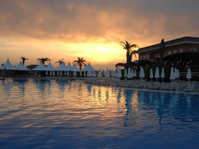 ANTALYA HOTE Crystal Paraiso Verde Resort 5*   UAI AVION SI TAXE INCLUSE TARIF 756 EUR