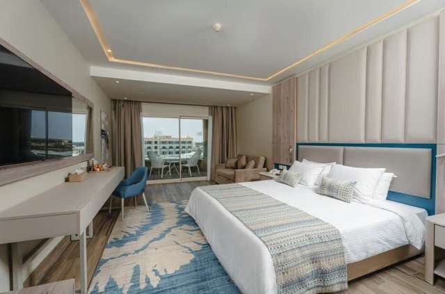 EGIPT NOUTATE în Hurghada - TITANIC PEARL 5***** Ultra All Inclusive , charter din BUCURESTI!