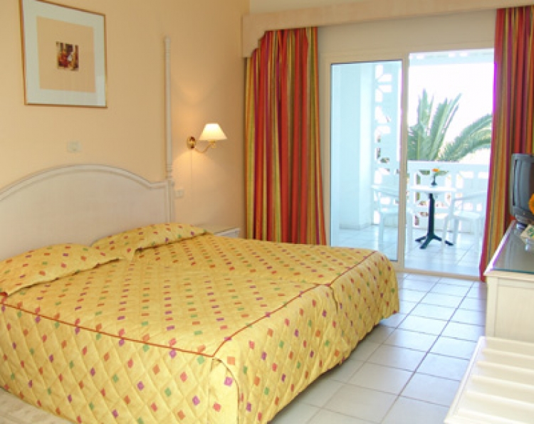 LAST MINUTE TUNISIA HOTEL MARHABA CLUB 4* AI AVION SI TAXE INCLUSE TARIF 486 EUR