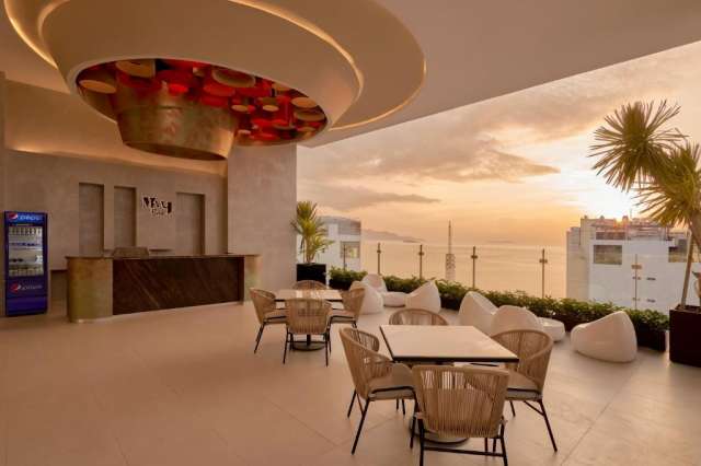 OFERTA EARLY BOOKING VIETNAM CU PRET DE LA 1170 EURO/PERSOANA, 10 NOPTI