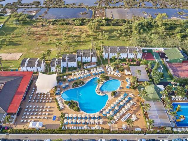 Last Minute Mallorca/Spania - BQ Alcudia Sun Village 3* - plecare din Oradea in 24.06