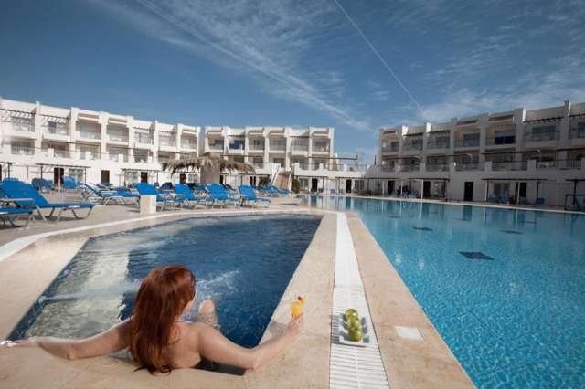 SUPER DEAL SHARM EL SHEYK  JAZ SHARKS BAY  4 * ALL INCLUSIVE PLECARE IN 09.11. 2024 PRET 721  EURO