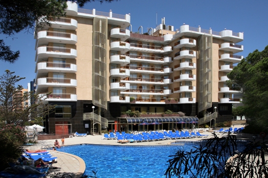 Sejur la plaja in Costa Brava la doar 579 euro,avion din Iasi!!! Blaumar Blanes 4* demipensiune