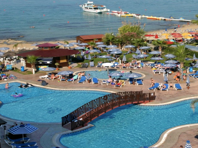  Ultimele locuri!!! Sejur la plaja in Protaras la doar 555 euro,avion din Bucuresti !!!Hotel Constantinos The Great 5*