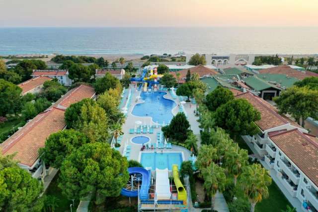 Sejur la plaja in Turcia la doar 345 euro,avion din Timisoara!!!Master Family Club 5*